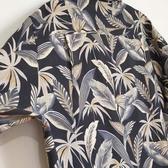 Axist Y2K Boho silk Hawaiian Tropical leaf print short sleeve button up shirt - Picture 9 of 15